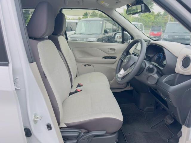 「この車の写真をもっと見たい」「状態が気になる」「この装備はついている？」どんな小さな疑問でもお気軽にお問い合わせください！