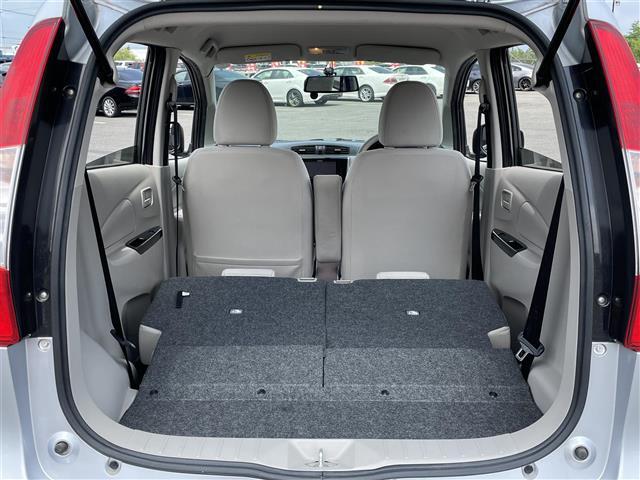 乗せる人数、荷物によってシートをアレンジすれば、ダンボールなどの大きい荷物や、釣り具などの長尺物も載せられそうですね！