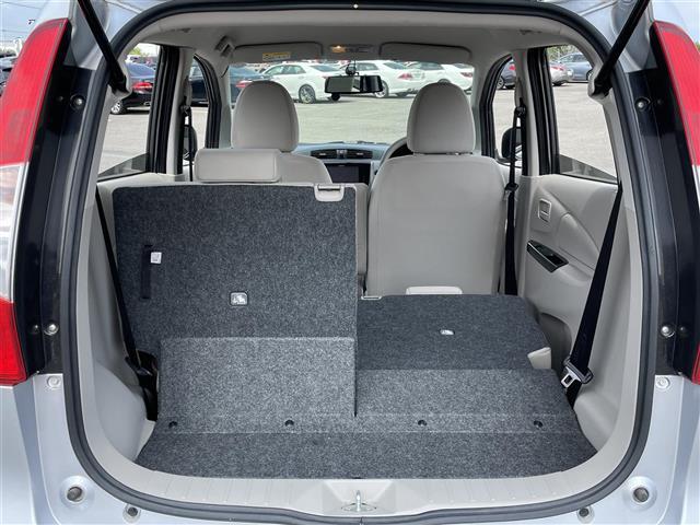 乗せる人数、荷物によってシートをアレンジすれば、ダンボールなどの大きい荷物や、釣り具などの長尺物も載せられそうですね！