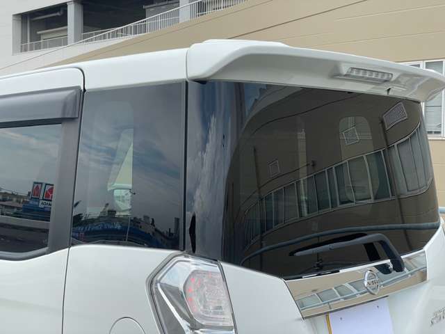 2人乗り、5人乗り、6人乗り、7人乗り、8人乗り、10人乗り、ガソリン車、ディーゼル車、電気自動車などなど！販売時や、納車後の追加の部品、電装品、エアロの取付、車両カスタムなども可能です！