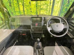グループ総在庫数約30，000台！！全国の系列店からメーカー・車種問わずご紹介出来るので、あなたにピッタリのお車が見つかるはずです♪まずはお問い合わせ下さい☆