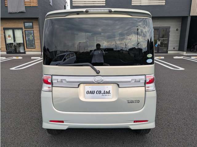 電車でお越しの際は、TXみどりの駅が最寄りとなります。事前にお電話頂ければお迎えに参ります。