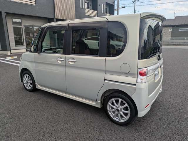 電車でお越しの際は、TXみどりの駅が最寄りとなります。事前にお電話頂ければお迎えに参ります。