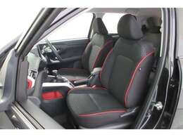 清潔で広々した座席です。ぜひ、現車を見て体感してみてください。