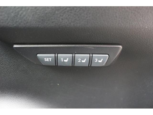 こだわりがあってなかなか気に入ったお車がないそこのお客様！全国のオークションからピッタリの1台を探すことが可能です。ぜひ一度お問い合わせください。