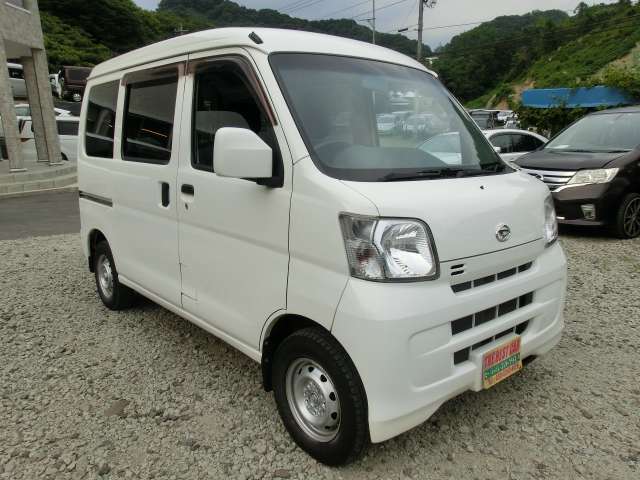 1ヵ月又は1，000km、エンジン＆ミッションのみ保証付き！（電装系・保安部品・消耗品は対象外です）又、修理上限金額10万円まで。中古部品、リビルト部品を使用する場合がございますので、ご了承ください。