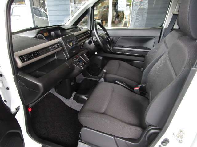 安心の運輸局認証整備工場で国家資格を持った専門スタッフが点検・整備を実施後、ご納車いたします。もちろんアフター（修理・車検・鈑金塗装）も安心してお任せ下さい。お問い合わせは⇒096-275-5330まで☆