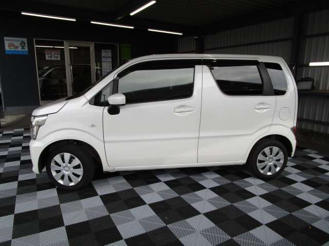 安心の運輸局認証整備工場で国家資格を持った専門スタッフが点検・整備を実施後、ご納車いたします。もちろんアフター（修理・車検・鈑金塗装）も安心してお任せ下さい。お問い合わせは⇒096-275-5330まで☆