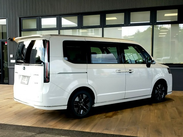 ☆お車のご購入はもちろん【車検・点検】【オイル交換】【部品取付】【自動車保険】など、カーライフ全般を南インター店でしっかりサポート！お気軽に【011-895-7111】までご相談ください！