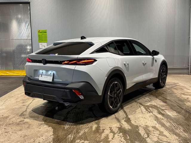 軽快な1.2Lガソリンターボエンジン搭載！！