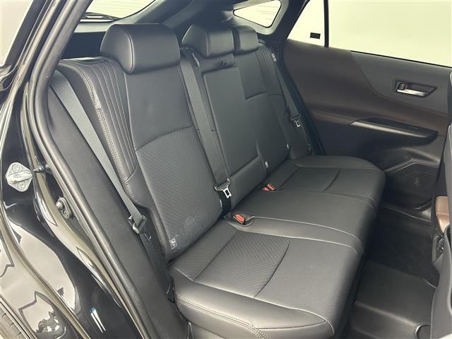 【後部座席】『後部座席周辺』の画像になります。写真の内容に関してご不明点、ご質問等がございましたらお気軽にガリバー店舗までお問い合わせください。