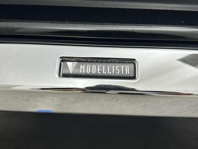 【モデリスタ（MODELLISTA）】メーカーオプションのトヨタの純正エアロ（ドレスアップパーツ）が装着されています！スポーティでエモーショナルな外観をお楽しみください。