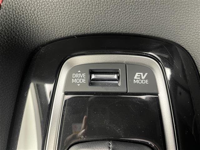 【運転席操作部】快適なドライブを楽しむための機能が装備されています！運転席から触れるので、使いやすいです！除菌プランいれていただくと、さらに清潔で安心していただけます！