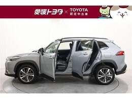 室内外はもちろん、シートを外してニオイの元となるフロアカーペットまで消臭・除菌を実施。中古車を気持ちよくお乗りいただけるクリーニングサービスです。詳細は販売店スタッフまでおたずねください。