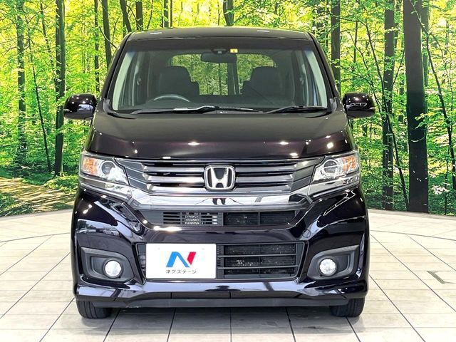 弊社では、全車『修復歴なし』のお車のみ取り扱っております。専任バイヤーによる厳選した仕入れの後、入庫後の車両チェックを行い、ネクステージが認定した高品質な中古車をご提供しております。