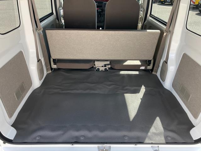 お車のメンテナンスには、メンテナンスパックをおススメしております、定期的に行って頂くオイル交換や点検、こちらをまとめてお値段をお安くしたパッケージ商品となります。