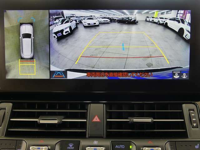 マルチテレインモニター搭載の為、車両周辺の全方位の視界確保に役立つ装備です