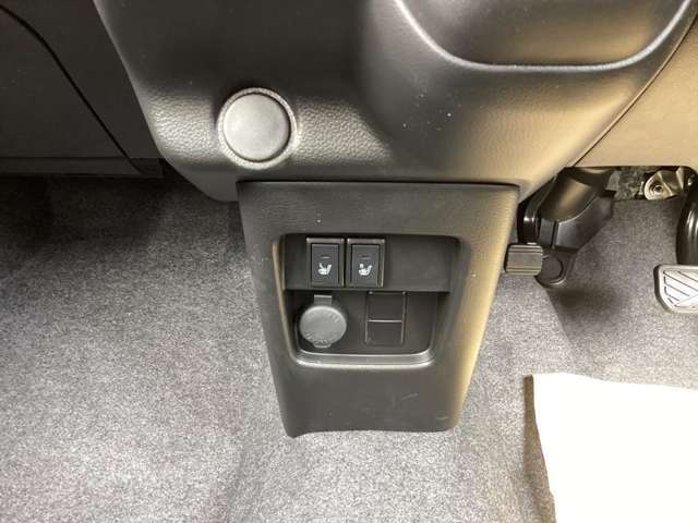 ☆車の保険は買ったところで加入するのがベストです。保険に関しても大手保険代理店をしておりますので安心してお任せください。不慮の事故の際も自社鈑金工場と連携して修理を進めてまいります☆