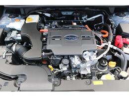 スバルと言えば水平対向エンジン！低重心・低振動なので走りに安定感があります！モーターの動力と合わせて愉しめます！