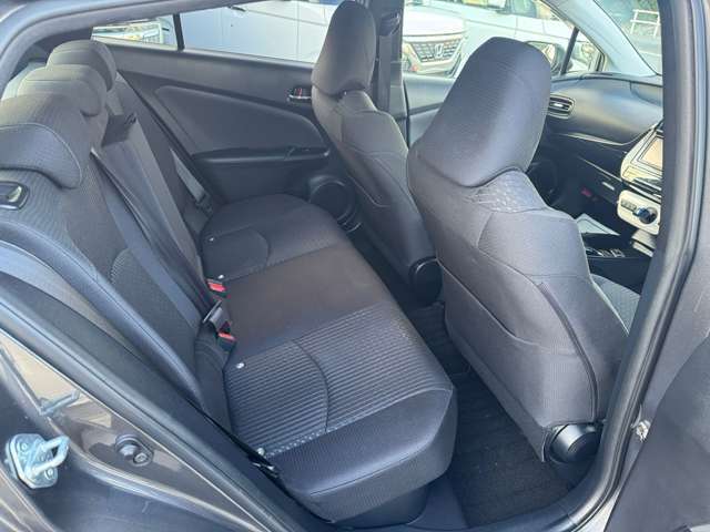 同乗者の乗り心地は座席の快適さで決まります。大事な人を乗せるからこそ、こだわりたい部分ですね。