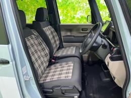 「この車の写真をもっと見たい」「状態が気になる」「この装備はついている？」どんな小さな疑問でもお気軽にお問い合わせください！
