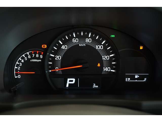 正規ディーラーである当店では、指定工場も完備☆一般整備、車検整備、板金修理など、何でもお気軽にご相談下さいませ♪プロのメカニックがしっかり整備させていただきます！　◆無料電話：0120-429-215◆