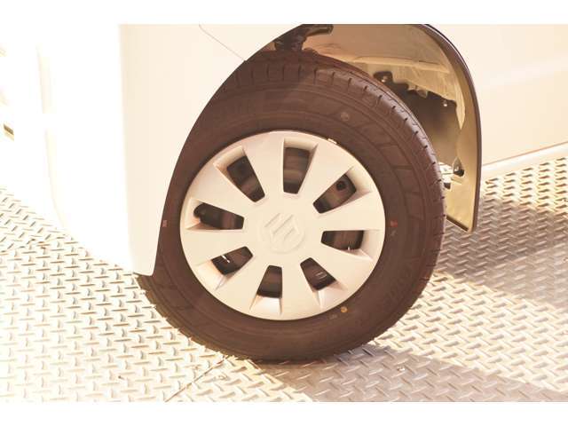 お車でお越しの際は，中和幹線沿いにあるスズキの看板を目印に！電車でお越しの際は、最寄りの耳成駅までお迎えに上がりますので是非ご連絡下さい☆◆無料電話：0120-429-215◆