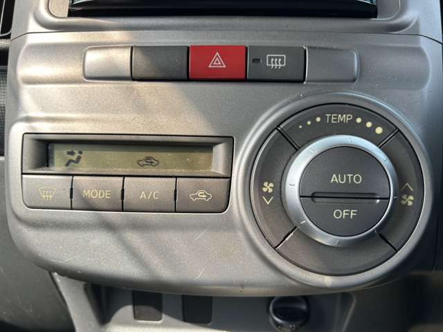 インパネはシンプルなデザイン。運転も、しやすそう♪