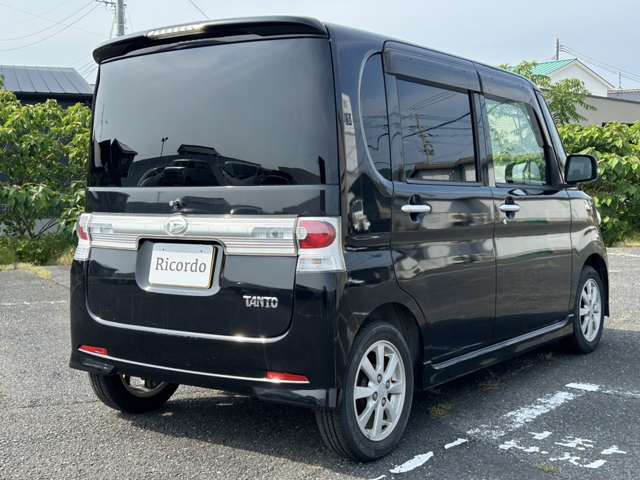 専門スタッフが心を込めて仕上げました。是非、お客様の目で、お車をお確かめ下さい！