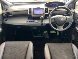 グループ総在庫数約30，000台！！全国の系列店からメーカー・車種問わずご紹介出来るので、あなたにピッタリのお車が見つかるはずです♪まずはお問い合わせ下さい☆