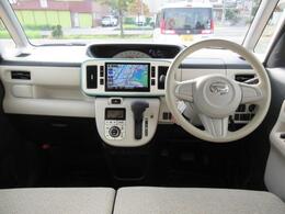 ご納車後も安心なプレミア保証をご提案いたします。ナビや電装品、エアコンなども含めた600項目の充実した保証内容と安心のロードサービス付帯でサポートいたします。詳細はお尋ねください。