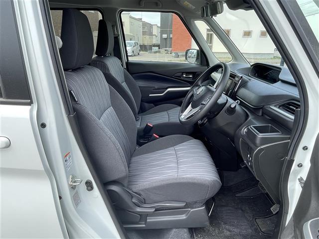 座り心地が良いシートなので長時間の運転でも快適にお過ごしいただけます。新品のフロアマットのご注文も可能です。掲載箇所以外にご希望の写真がございましたらお気軽にお問い合わせ下さい。