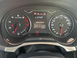 【スピードメーター】メーターがシンプルで見やすく運転しやすいですね！