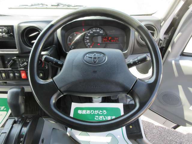 ☆運転席・メ-タ-廻りです☆D席エアバック付きです☆