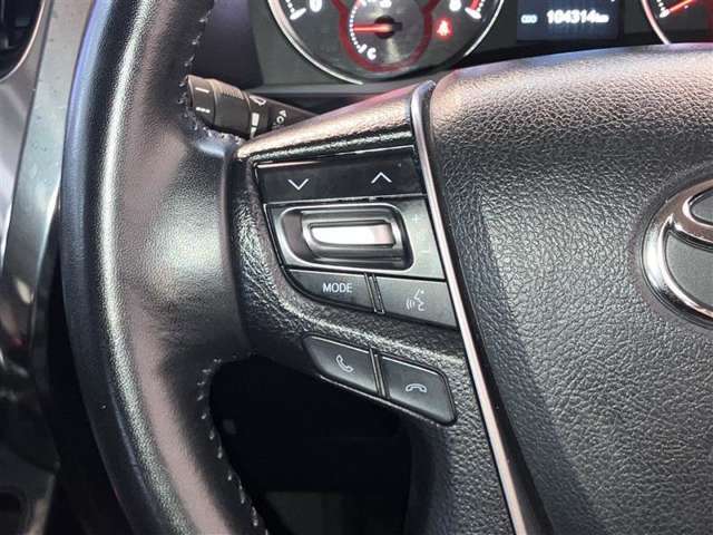 運転中のオーディオ操作はステアリングスイッチで！目線を外さないから安全性がUP♪