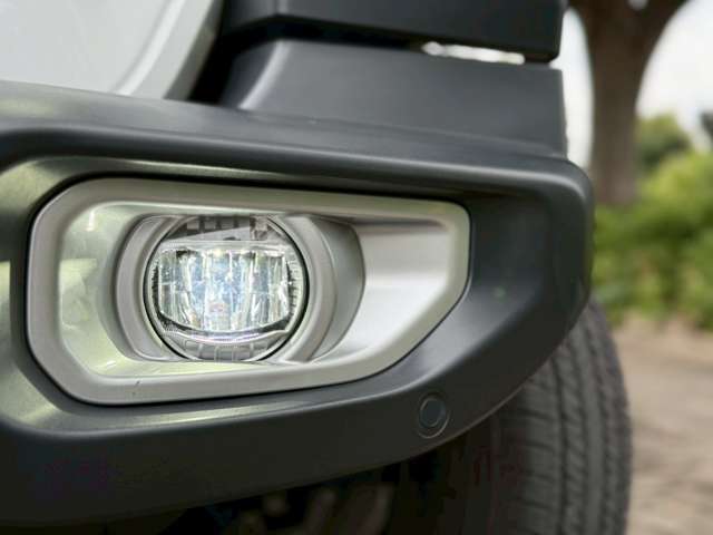 ◇フロントフォグランプ