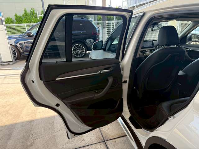 BMW　Premium　Selection　調布/〒182-0015東京都調布市八雲台2-14-1/TEL.042-426-1166/営業時間：10：00-18：00