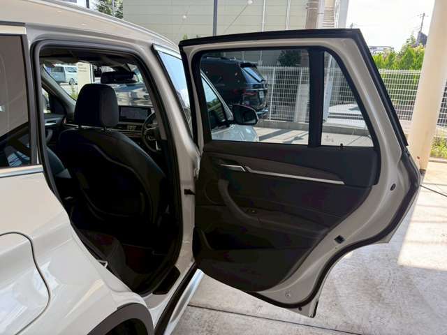 BMW　Premium　Selection　調布/〒182-0015東京都調布市八雲台2-14-1/TEL.042-426-1166/営業時間：10：00-18：00
