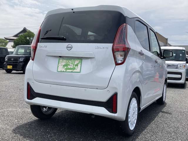 九州指定整備工場も完備。　納車前の整備はもちろん、購入後のアフターケアも、ご安心下さい☆　車検、整備はもちろん、保険やレンタカー等、何でもご相談下さい。