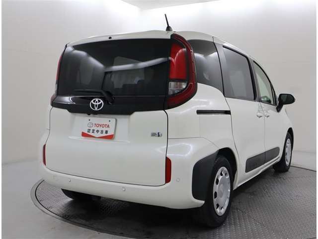 1台限りのお車です。当店では「予約」や「取り置き」を行なっておらず、ご契約の方優先にお車をお渡ししております。また店舗未到着や急な在庫移動もありますので、お電話にて店舗への在庫確認をお願い致します！