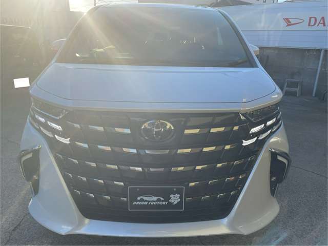 ご覧いただきありがとうがざいます。中古車だけだなく、各種新車の販売も行っております。