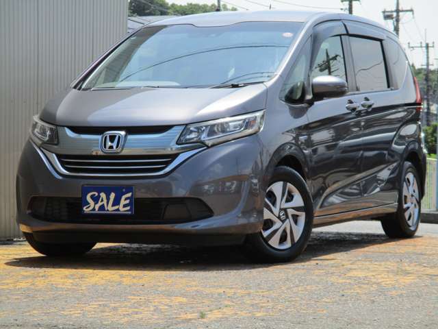 車検整備無となっておりますが、ご納車前に自社工場にて12ヶ月点検相当の点検を実施し、オイル交換、エンジンルームの点検は勿論、当社の基準に沿って消耗品の交換等も全て行っております。国家2級整備士在中です