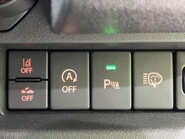 【スズキ　セーフティサポート】走行中に前方の車両等を認識し、衝突しそうな時は警報とブレーキで衝突回避と被害軽減をアシスト。より安全にドライブをお楽しみいただけます。