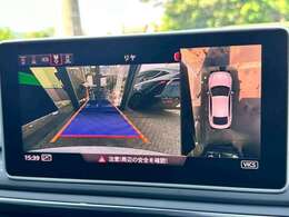 ユニバーサルトラフィックモニター装備で駐車が苦手な方でも安心です。