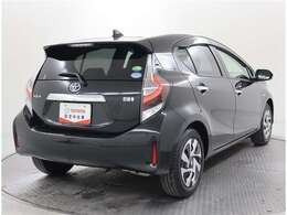 コンパクトで乗りやすいアクアです。ハイブリッド車で低燃費です