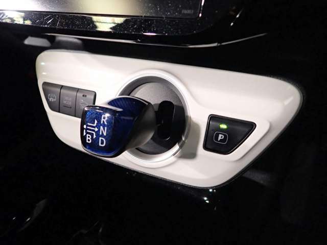 ◆車のスペックや性能はカタログ等を見て頂ければ分かりますが、乗り心地などはお客様自身のご判断となります。当店では駐車場内での『試乗』が可能です。試乗のみのご来店もOKです！◆