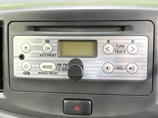 お好きな音楽を車内でお楽しみいただけます♪スピーカー交換・ウーハー追加などの音質向上や、最新ナビ・後席モニター等の取り付けも是非ご相談ください！