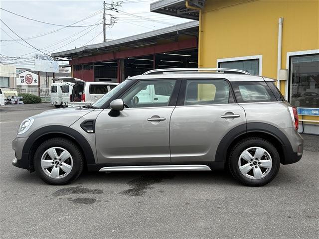 ☆経験豊富なサービススタッフが法定点検を実施、オイル、エレメントは新品交換させていただきます。さらに必要交換部品を徹底的にチェック、必要であれば交換させていただきます。