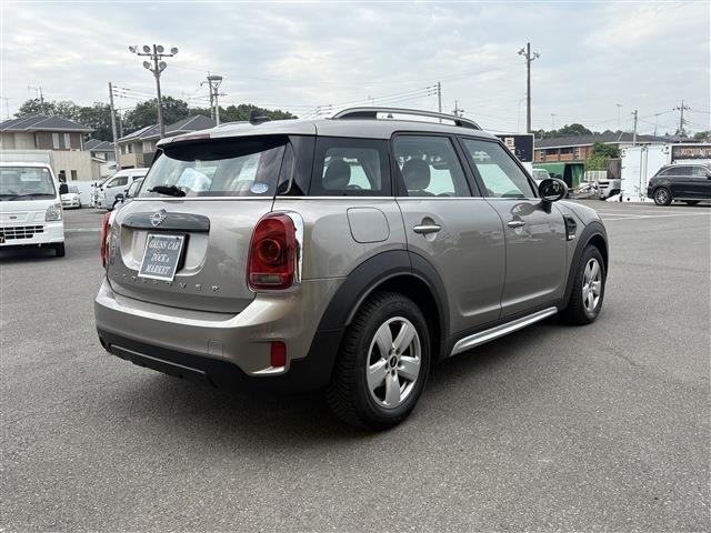 ☆オイル、エレメントは新品交換させて頂きます。さらに必要交換部品を徹底的にチェック、必要であれば交換させていただきますパーツの取り付けやコーティングなどの作業も全て当社で行うことができます