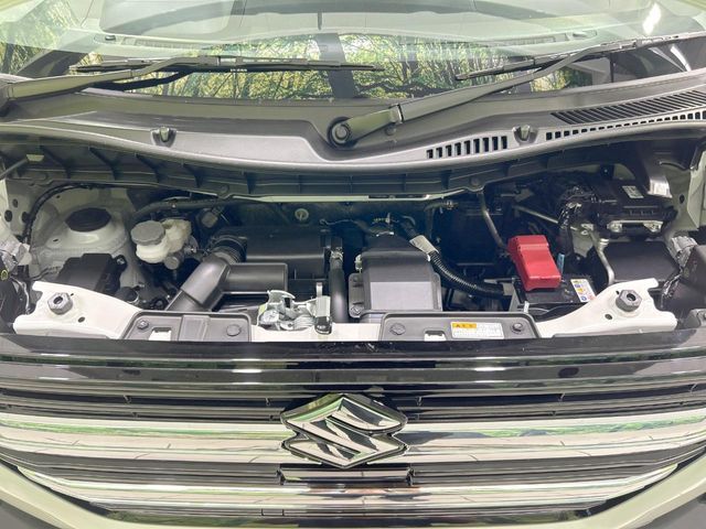 親切・丁寧な専門メカニックスタッフが応対！・車検・点検整備・事故等の修理などアフターサービスも安心。お車のカスタマイズもネクステージのサービススタッフまでご相談ください！